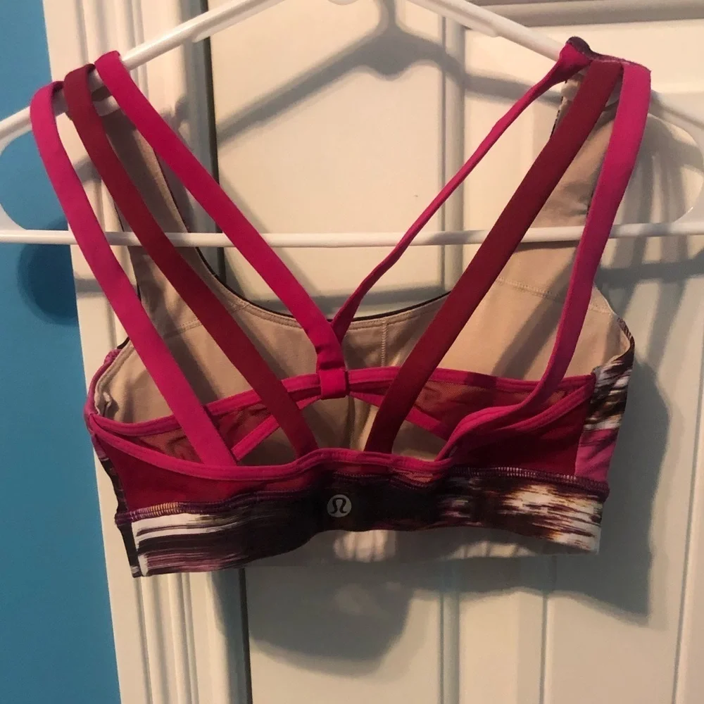Lululemon bra